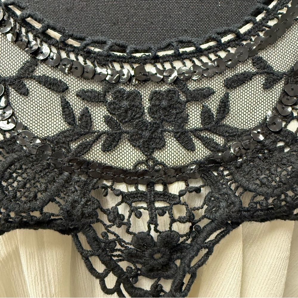 Cherry Krave Boho Peasant Top 2X | Ivory Blouse w/ Black Crochet Lace Detail - Picture 2 of 9